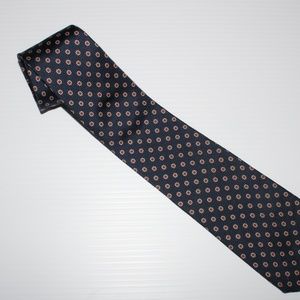 Mens tie, The Custom Shop, 5th Ave NY,NY.Silk Blue